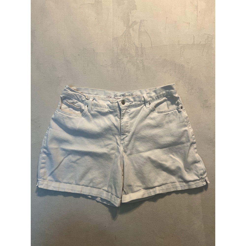 Gloria Vanderbilt Amanda White Denim Shorts Women 12P All-Around Slimming Effect